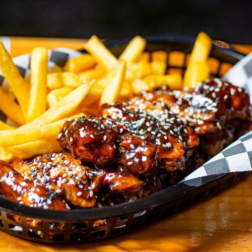 BBQ WINGS