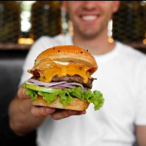 2 Burgers De Cortesía